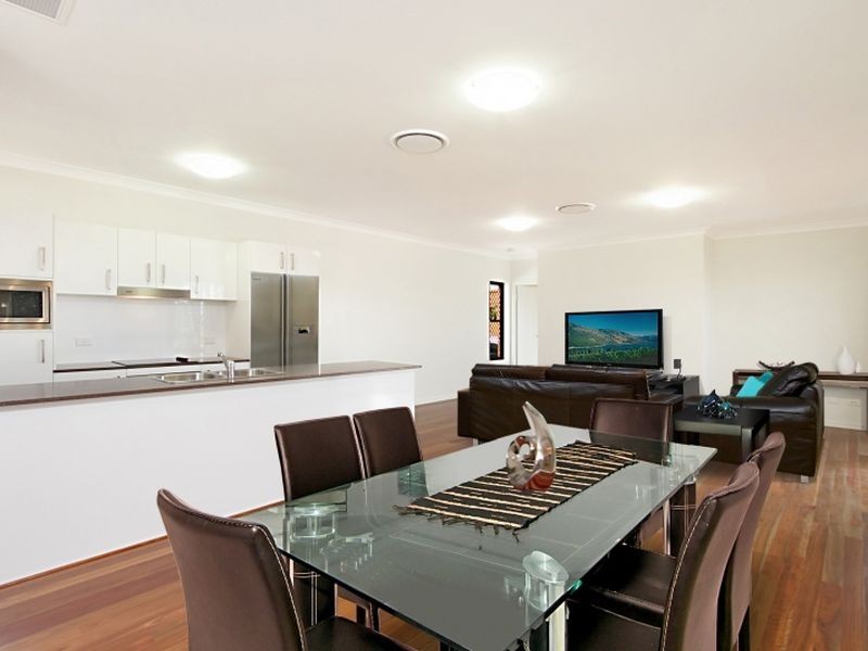 7/16 Hartigan Street, Belmont QLD 4153