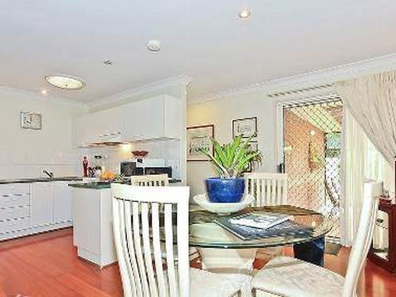 27/15 Epala Street, Carina QLD 4152