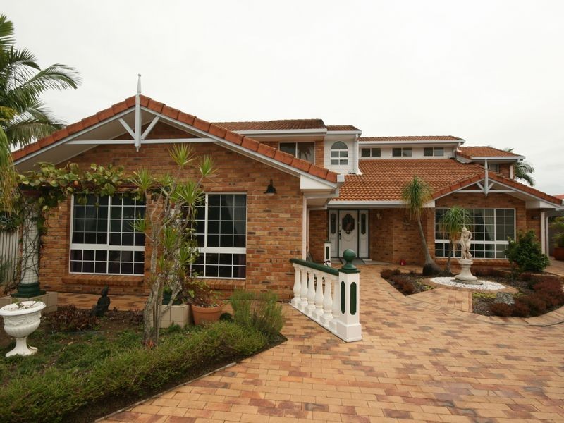 30 Eromanga Street, Carindale QLD 4152