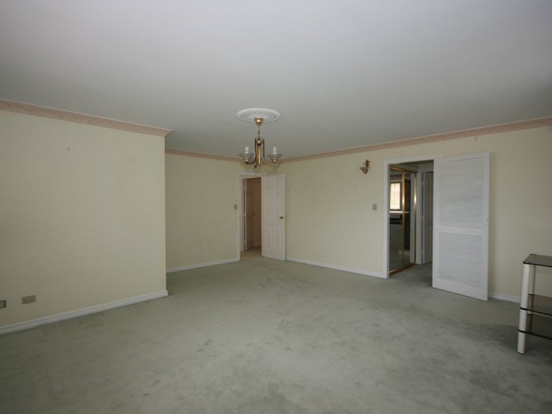 30 Eromanga Street, Carindale QLD 4152