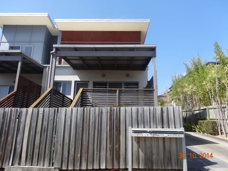 2/15 Mons Road, Carina Heights QLD 4152