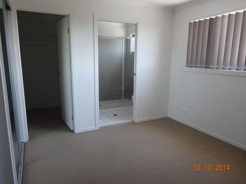 2/15 Mons Road, Carina Heights QLD 4152