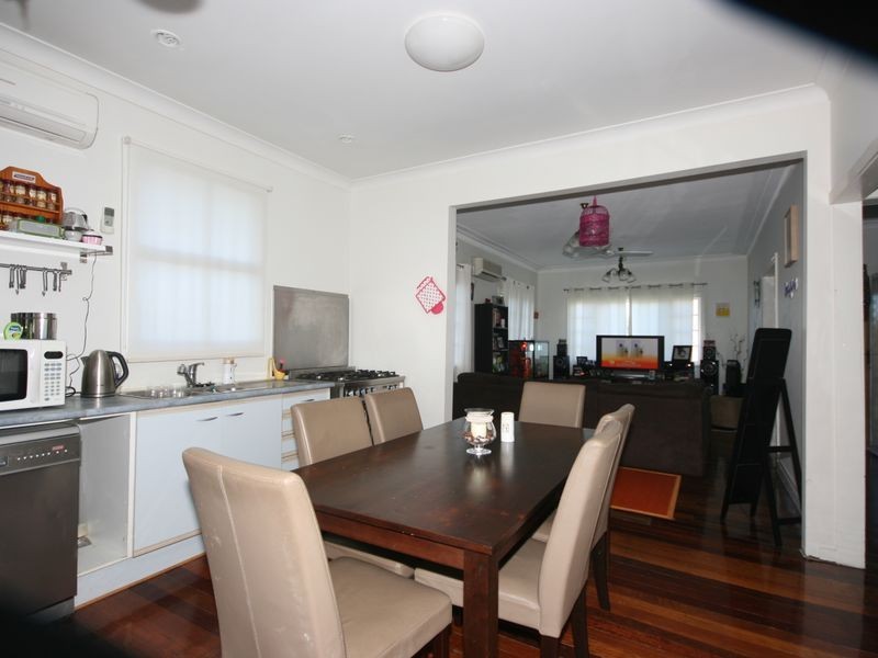 11 McEwan Street, Carina QLD 4152