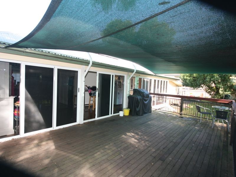 11 McEwan Street, Carina QLD 4152