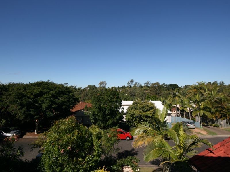 25 Picasso Street, Carina QLD 4152