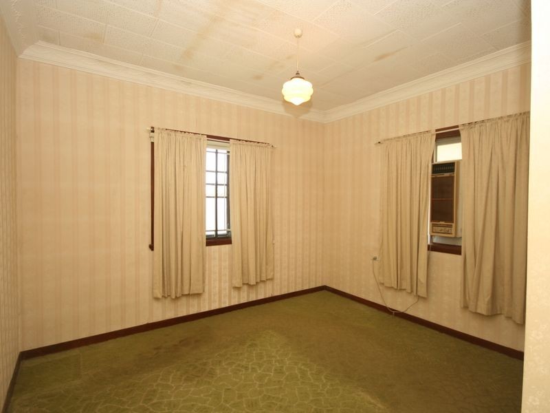 90 Pembroke St., Carina QLD 4152