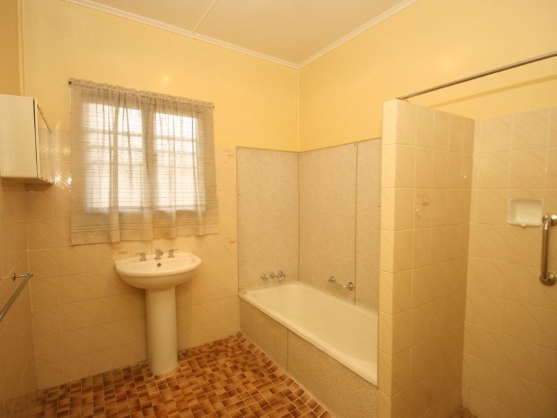 90 Pembroke St., Carina QLD 4152