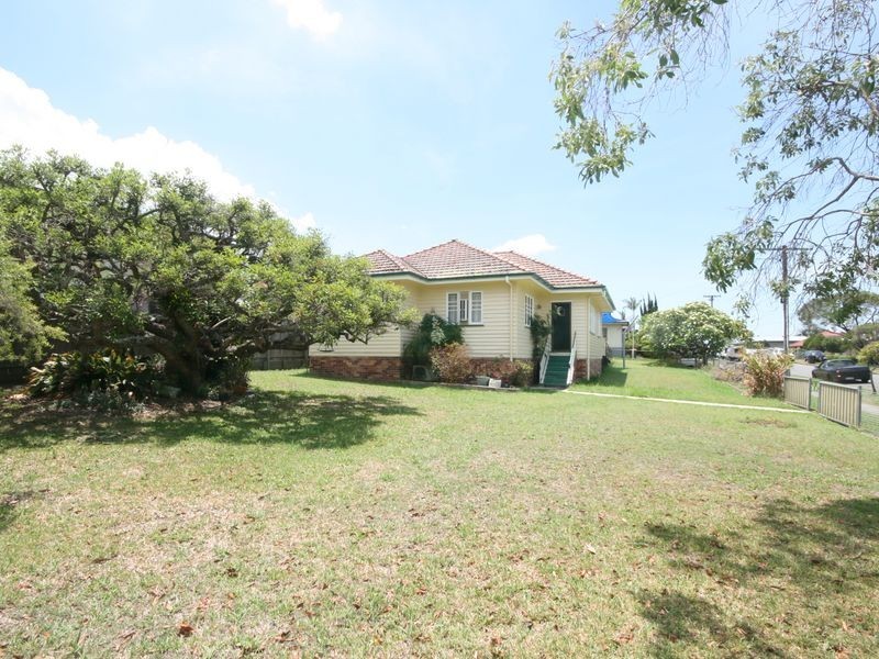 90 Pembroke St., Carina QLD 4152