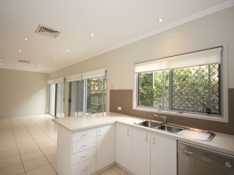 5/10-12 Ormuz Street, Carina Heights QLD 4152