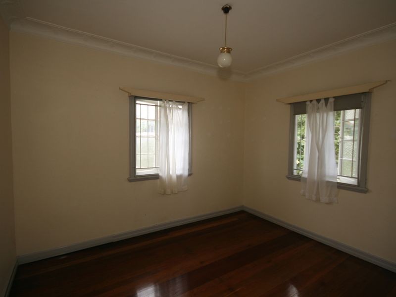 6 Merle Street, Carina QLD 4152