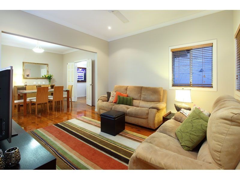 22 Durimbil Street, Camp Hill QLD 4152