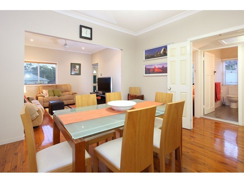 22 Durimbil Street, Camp Hill QLD 4152