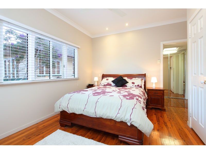 22 Durimbil Street, Camp Hill QLD 4152