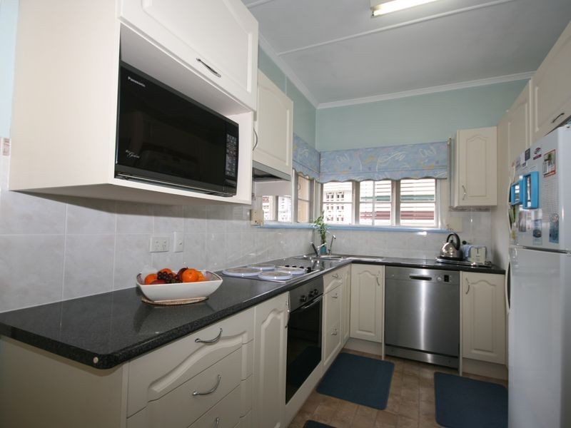 34 Eleanor Street, Carina QLD 4152