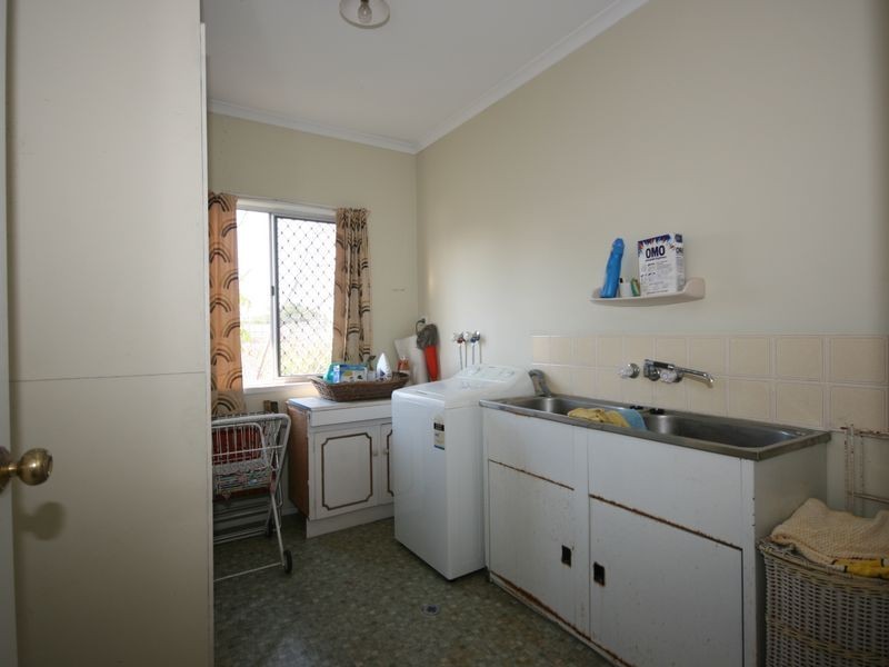 23 Waratah Avenue, Carina QLD 4152