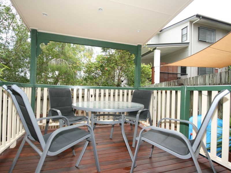 2/43 Jones Road, Carina Heights QLD 4152