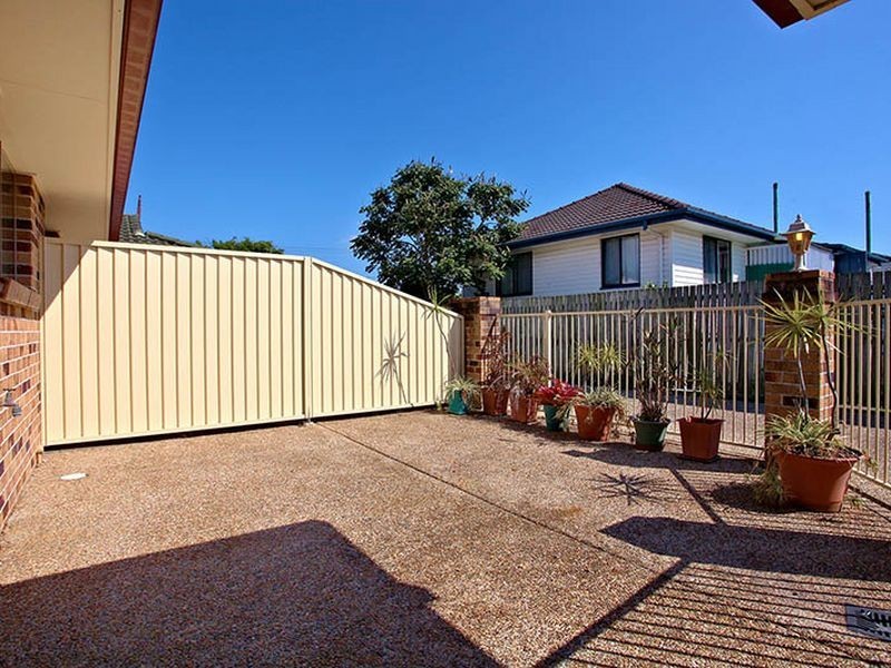 2/89 Orana Street, Carina QLD 4152