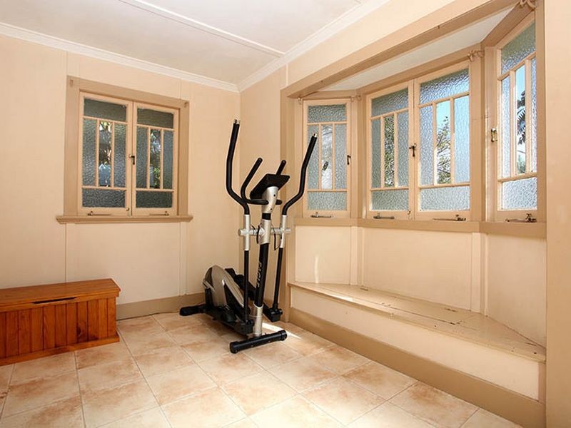 72 Norfolk Street, Coorparoo QLD 4151