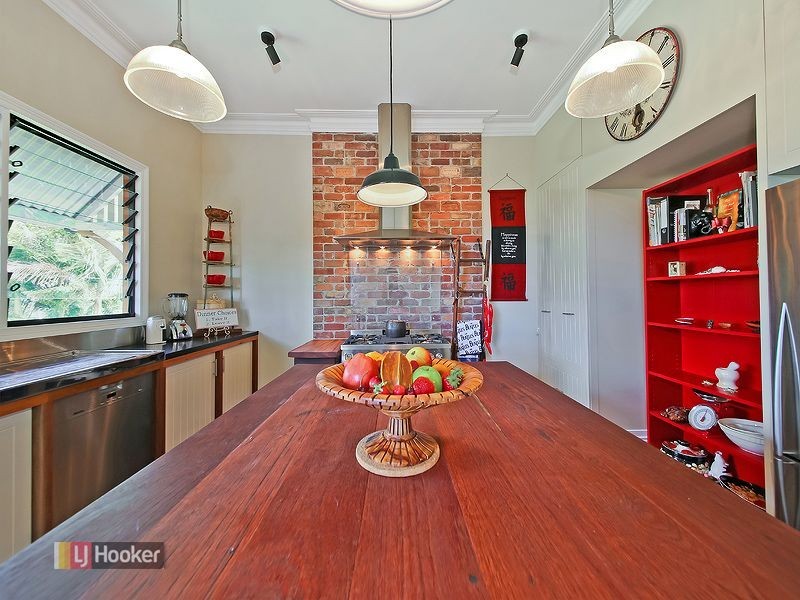 4 Sword Street, Woolloongabba QLD 4102