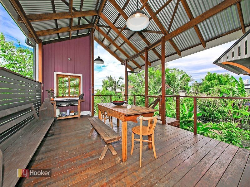 4 Sword Street, Woolloongabba QLD 4102