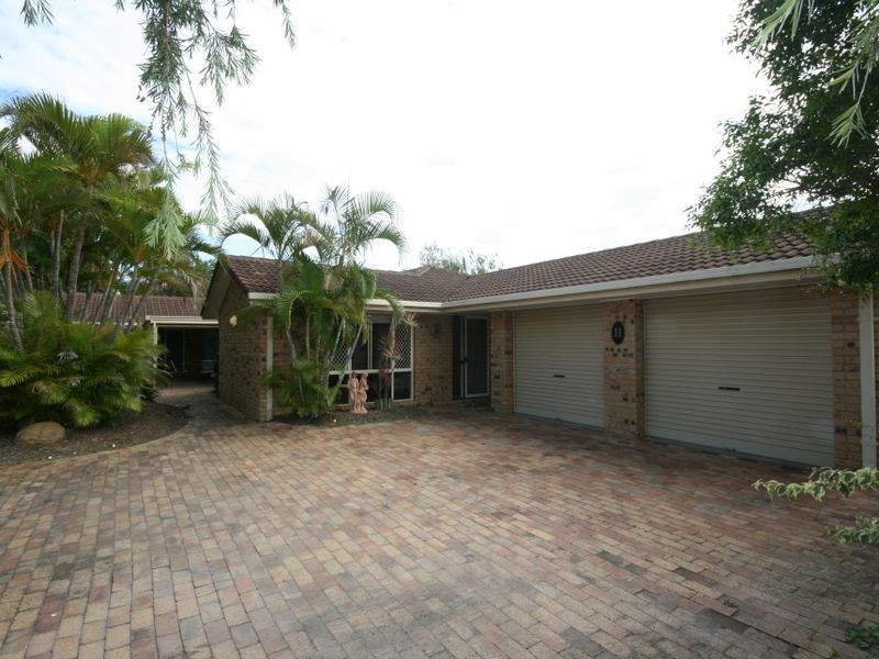 11 Foxmont Drive, Carina QLD 4152