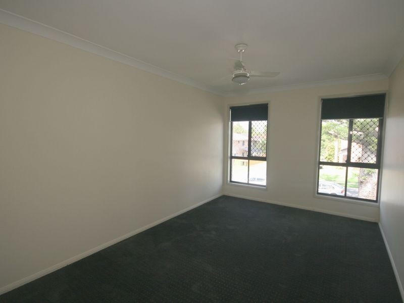 25 Reynolds Street, Carindale QLD 4152