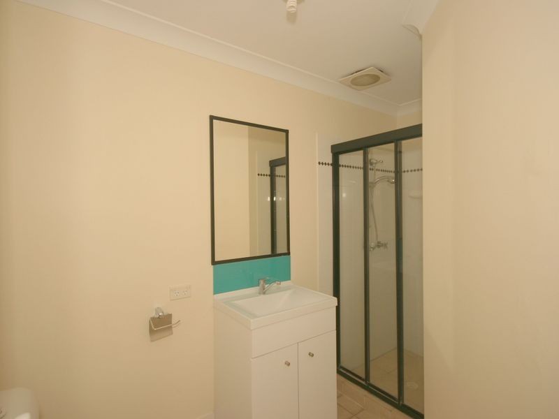 25 Reynolds Street, Carindale QLD 4152