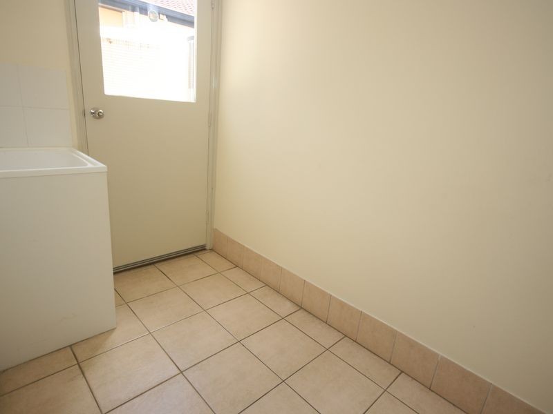 25 Reynolds Street, Carindale QLD 4152