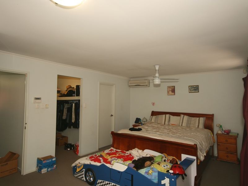 15 Coventry Circuit, Carindale QLD 4152