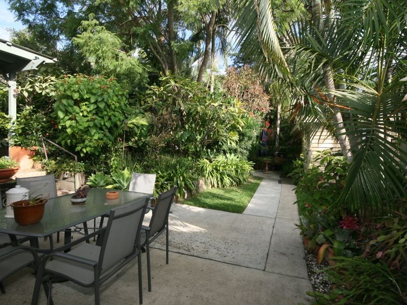 13 Wyena Street, Camp Hill QLD 4152