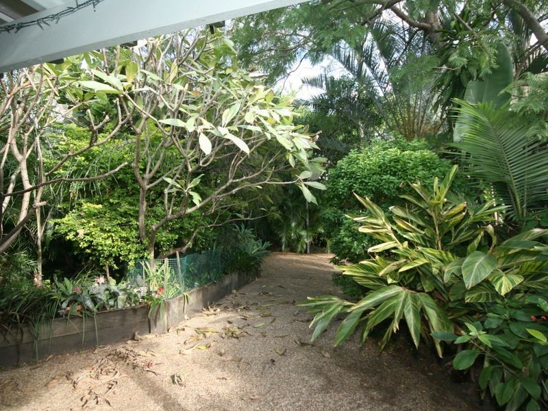 15 Wyena Street, Camp Hill QLD 4152