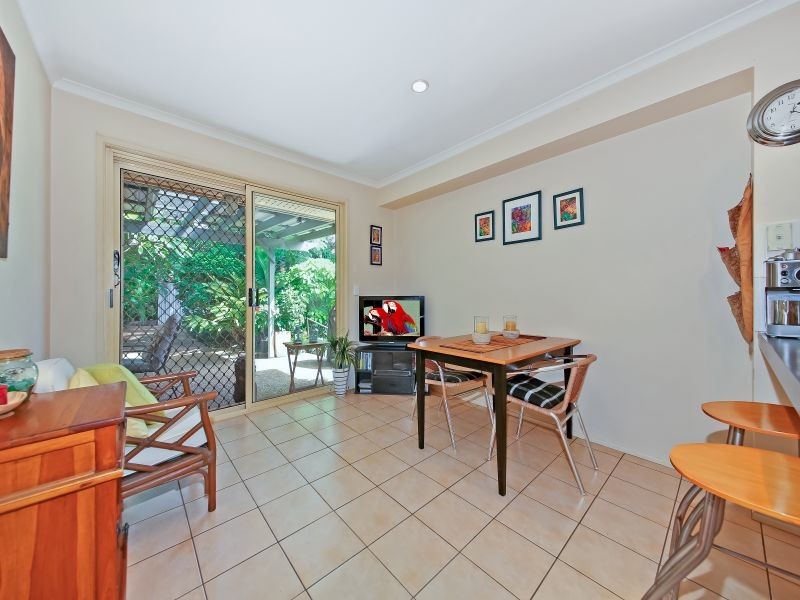 15 Wyena Street, Camp Hill QLD 4152