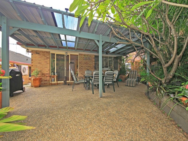 15 Wyena Street, Camp Hill QLD 4152