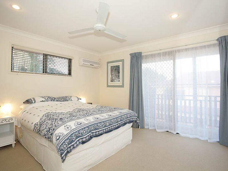 2/33 Pembroke Street, Carina QLD 4152