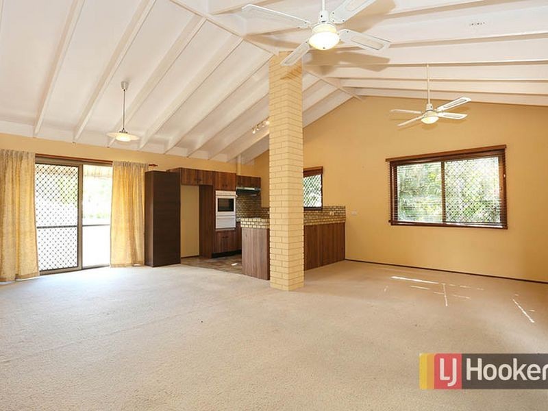 2/144 Samuel St., Camp Hill QLD 4152