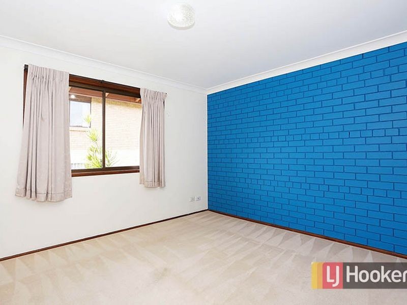 2/144 Samuel St., Camp Hill QLD 4152