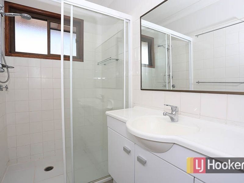 2/144 Samuel St., Camp Hill QLD 4152