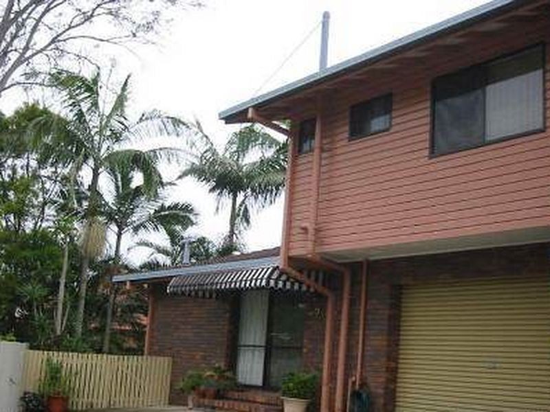 2/144 Samuel St., Camp Hill QLD 4152