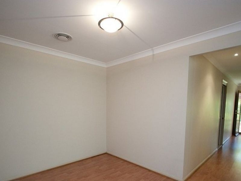 107 Oakley Street, Carindale QLD 4152