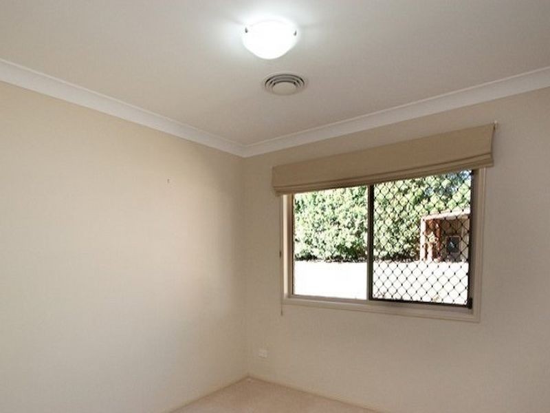 107 Oakley Street, Carindale QLD 4152