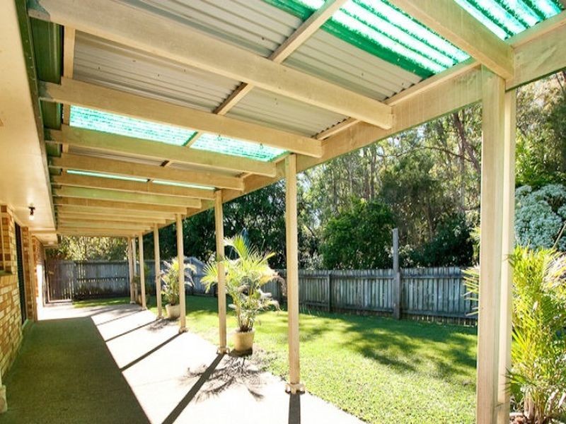 107 Oakley Street, Carindale QLD 4152