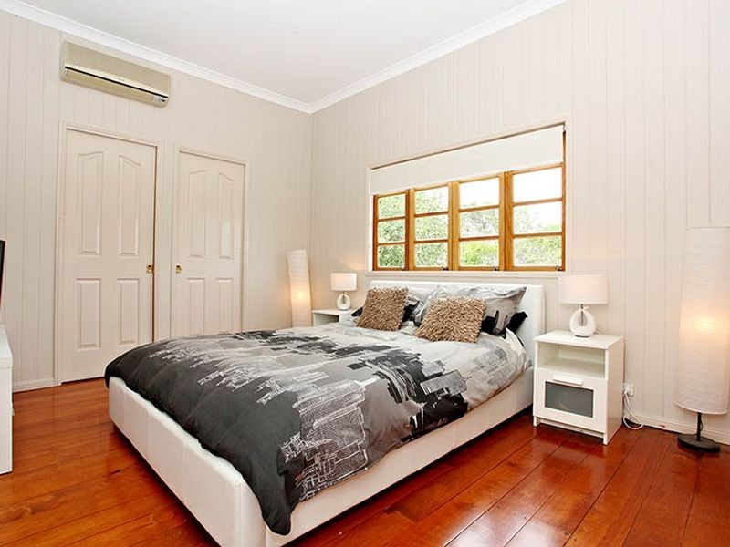 27 City View Road, Camp Hill QLD 4152