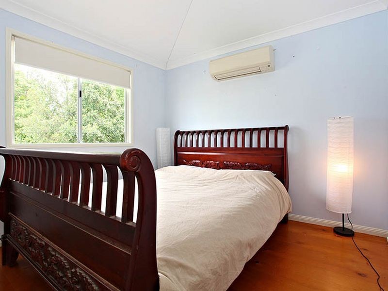 27 City View Road, Camp Hill QLD 4152