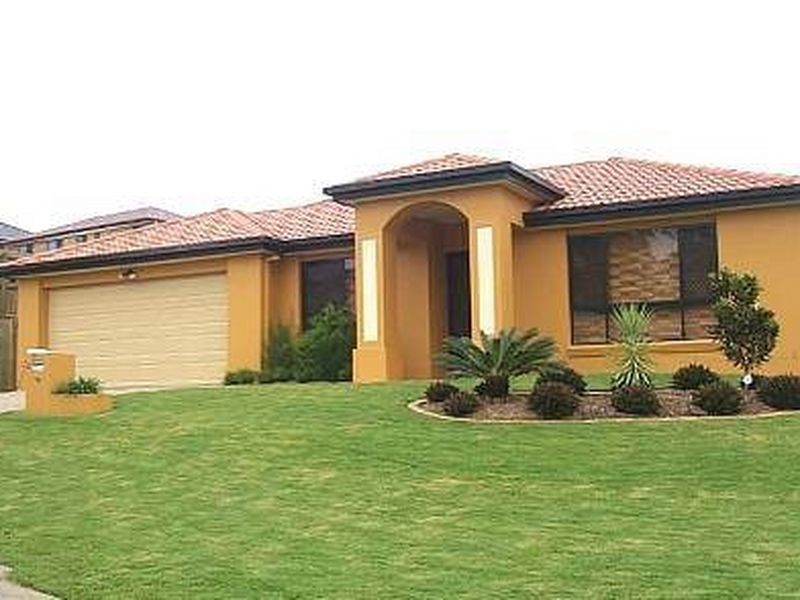 1 Ardennes St., Mansfield QLD 4122