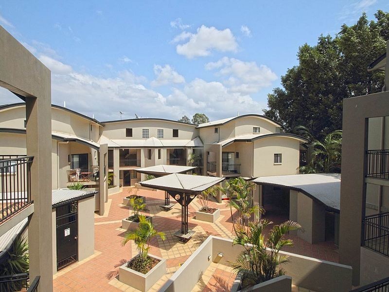 12/13 Vectis Street, Norman Park QLD 4170