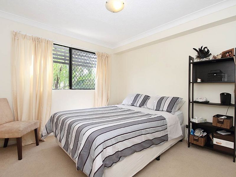 12/13 Vectis Street, Norman Park QLD 4170