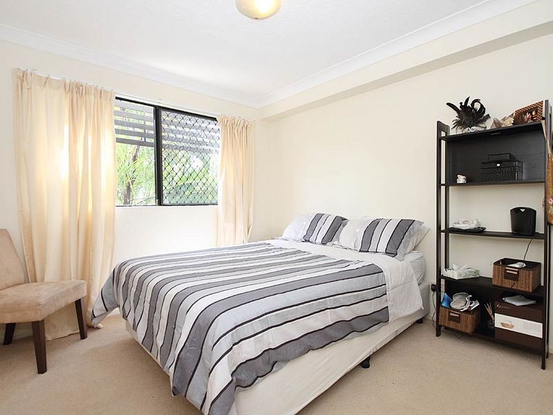 12/13 Vectis Street, Norman Park QLD 4170