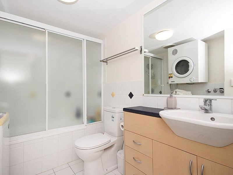 12/13 Vectis Street, Norman Park QLD 4170