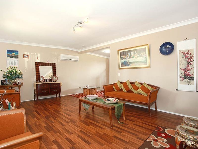 11 Pavuvu Street, Mansfield QLD 4122