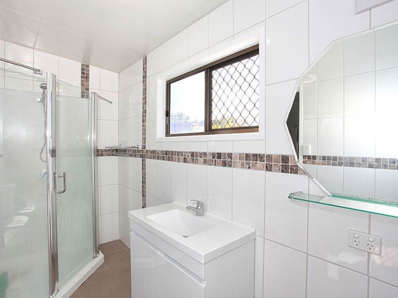 11 Pavuvu Street, Mansfield QLD 4122